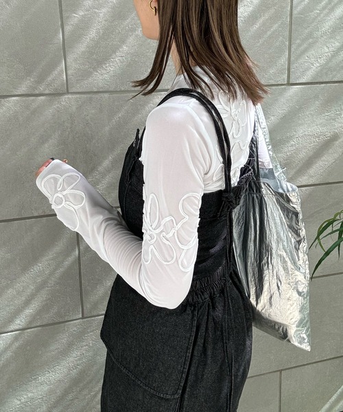 y/m by misato（イムバイミサト）の「シアーコード刺繍トップス（Tシャツ/カットソー・レディース・アイボリー/ブラック・FREE）」の4枚目の写真