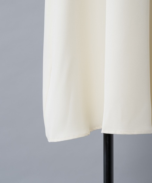 INTER FACTORY(インターファクトリー)の「ポケットフリル襟付きワンピース made in INTER FACTORY(ワンピース・レディース・ネイビー/アイボリー・FREE)」の22枚目の写真