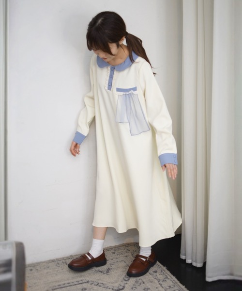 INTER FACTORY(インターファクトリー)の「ポケットフリル襟付きワンピース made in INTER FACTORY(ワンピース・レディース・ネイビー/アイボリー・FREE)」の3枚目の写真