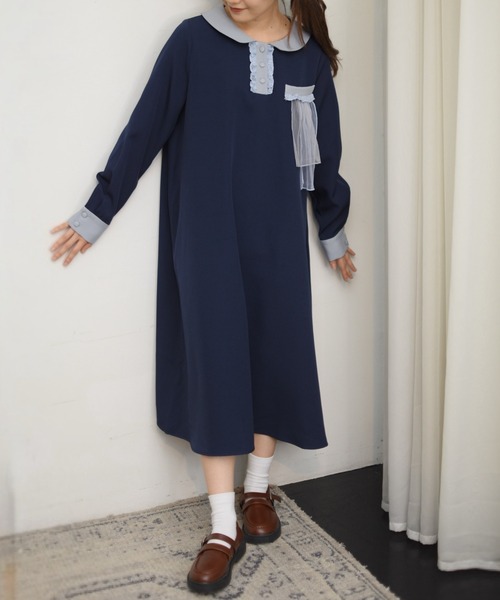 INTER FACTORY(インターファクトリー)の「ポケットフリル襟付きワンピース made in INTER FACTORY(ワンピース・レディース・ネイビー/アイボリー・FREE)」の7枚目の写真