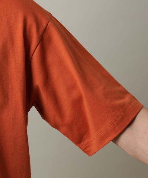 a.v.v（アーヴェヴェ）の「【接触冷感】ロゴプリントセミワイドTシャツ（Tシャツ/カットソー・メンズ・ホワイト/オレンジ・48/46/50）」の4枚目の写真