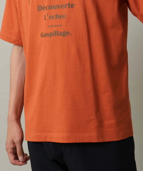 a.v.v（アーヴェヴェ）の「【接触冷感】ロゴプリントセミワイドTシャツ（Tシャツ/カットソー・メンズ・ホワイト/オレンジ・48/46/50）」の5枚目の写真