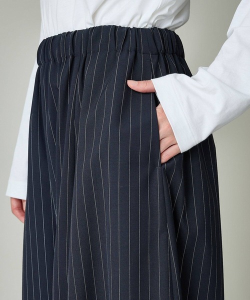 Curensology(カレンソロジー)の「Curensology(カレンソロジー)/ツイルストライプドロストパンツ(その他パンツ・レディース・ブラック/ネイビー・FREE)」の21枚目の写真