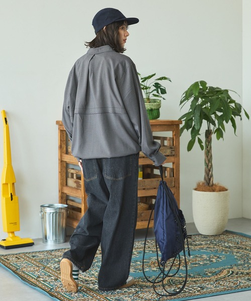 MONO-MART LADY'S（モノマートレディース）の「ビッグシルエット ダブルポケット ドローコード チェックシャツ（シャツ/ブラウス・レディース・ベージュ/ネイビー/グレー・FREE）」の6枚目の写真