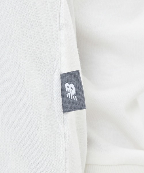 NEW BALANCE(ニューバランス)の「リラックスドシステムグラフィックロングスリーブTシャツ(Tシャツ/カットソー・レディース・ブラック/オフホワイト/ライトパープル・MEDIUM/SMALL/X-LARGE/LARGE)」の8枚目の写真