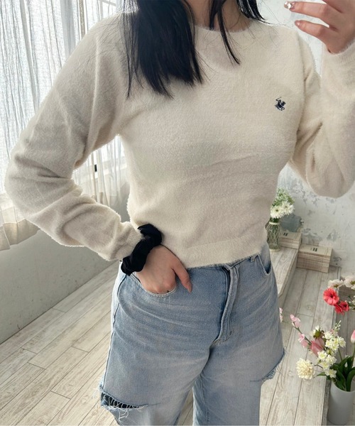 BEVERLY HILLS POLO CLUB(ビバリーヒルズポロクラブ)の「【BEVERLY HILLS POLO CLUB/ビバリーヒルズポロクラブ】クロップド丈シャギーニット(ニット/セーター・レディース・アイボリー/ブラック/レッド・M)」の1枚目の写真