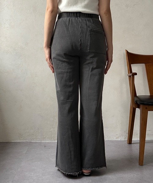 DouDou(ドゥドゥ)の「ピグメント加工裏毛パンツ(スウェットパンツ・レディース・チャコールグレー/ブラウン・FREE/TM)」の14枚目の写真