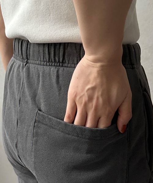 DouDou(ドゥドゥ)の「ピグメント加工裏毛パンツ(スウェットパンツ・レディース・チャコールグレー/ブラウン・FREE/TM)」の15枚目の写真