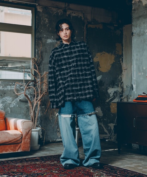 DISCOVERED（ディスカバード）の「LAYERED DENIM PANTS（デニムパンツ・メンズ・ブラック系1/ブラック系2/ブルー系1/ブルー系2・1/3）」の21枚目の写真