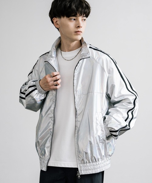 Rocky Monroe（ロッキーモンロー）の「オーバーサイズ袖ラインシャイニートラックジャケット（ブルゾン・メンズ・シルバー系/ブラック/ホワイト系・M/L）」の22枚目の写真