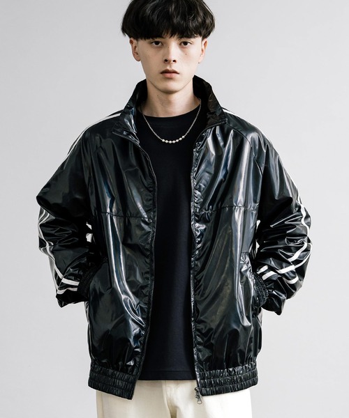 Rocky Monroe（ロッキーモンロー）の「オーバーサイズ袖ラインシャイニートラックジャケット（ブルゾン・メンズ・シルバー系/ブラック/ホワイト系・M/L）」の18枚目の写真