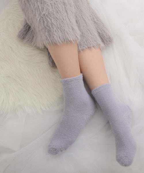 TONE SELECT GOODS（トーンセレクトグッズ）の「【float】ふわふわ ワンカラー シャギー ルームソックス/ソックス 【7色展開】（ソックス/靴下・レディース・ベージュ/ラベンダー/コーラル/ホワイト/ライトグリーン/ピンク/ライトイエロー・FREE）」の11枚目の写真