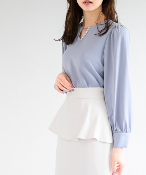 MISCH MASCH（ミッシュマッシュ）の「裏地付きパールブラウス/MM448104（シャツ/ブラウス・レディース・ブルー/ホワイト/ブラック・ﾌﾘ-）」の3枚目の写真