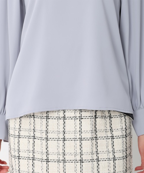 MISCH MASCH（ミッシュマッシュ）の「裏地付きパールブラウス/MM448104（シャツ/ブラウス・レディース・ブルー/ホワイト/ブラック・ﾌﾘ-）」の11枚目の写真