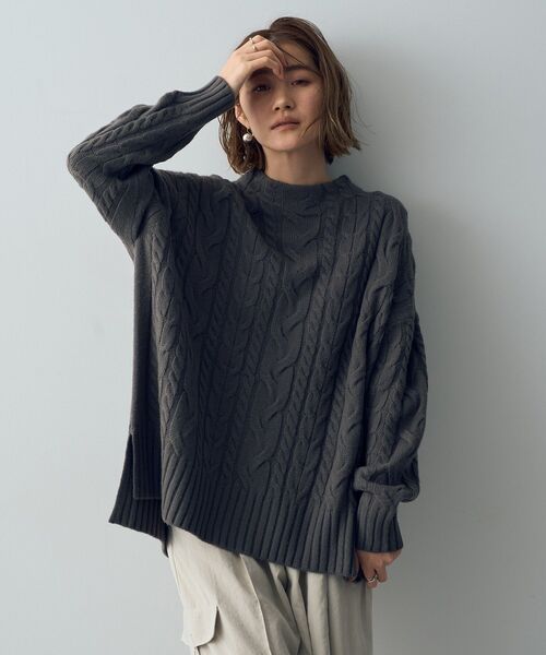 YECCA VECCA(イェッカヴェッカ)の「ケーブルニット(ニット/セーター・レディース・ベージュ/ライトブルー/チャコールグレー・FREE)」の18枚目の写真