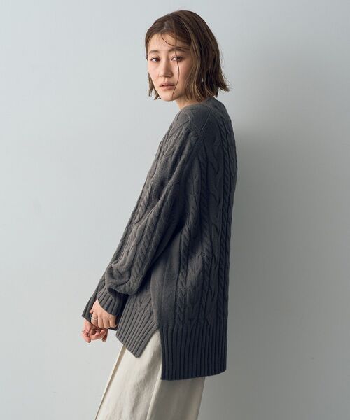 YECCA VECCA(イェッカヴェッカ)の「ケーブルニット(ニット/セーター・レディース・ベージュ/ライトブルー/チャコールグレー・FREE)」の16枚目の写真