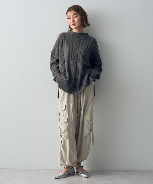 YECCA VECCA(イェッカヴェッカ)の「ケーブルニット(ニット/セーター・レディース・ベージュ/ライトブルー/チャコールグレー・FREE)」の13枚目の写真