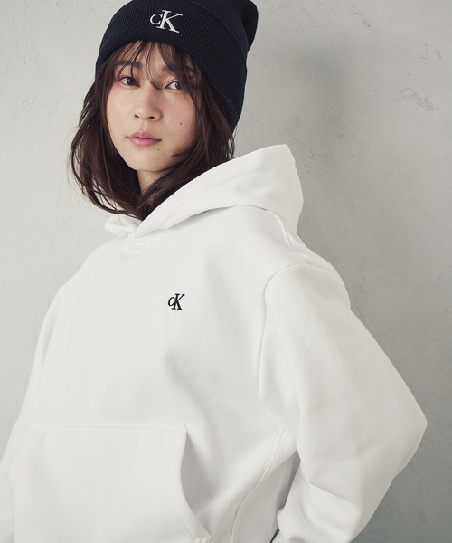 Calvin Klein(カルバン・クライン)の「モノグラムロゴニット帽(ニットキャップ/ビーニー・メンズ・グレー/ブラック・FREE)」の11枚目の写真