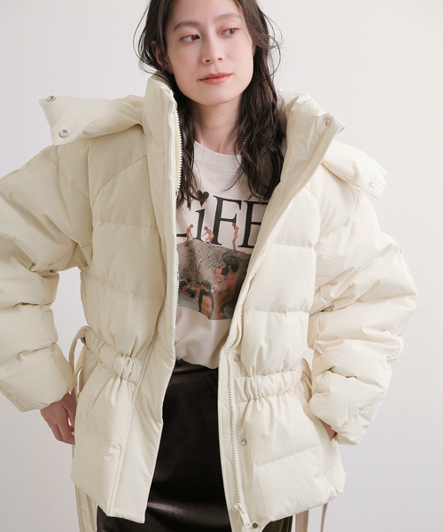 GANNI（ガニー）の「【GANNI / ガニー】 Tech Seersucker Oversized Puffer J F9690/F9496（ダウンジャケット/コート・レディース・ブラック/ホワイト・MEDIUM）」の9枚目の写真