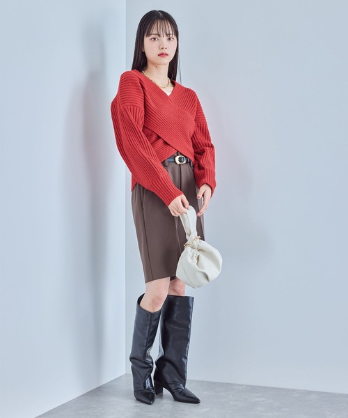 VIS（ビス）の「ふんわりカシュクールニットプルオーバー（ニット/セーター・レディース・レッド/オフホワイト/チャコールグレー・FREE）」の4枚目の写真