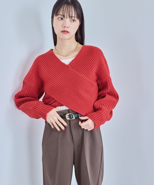 VIS（ビス）の「ふんわりカシュクールニットプルオーバー（ニット/セーター・レディース・レッド/オフホワイト/チャコールグレー・FREE）」の10枚目の写真