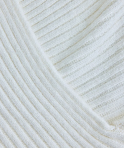 VIS（ビス）の「ふんわりカシュクールニットプルオーバー（ニット/セーター・レディース・レッド/オフホワイト/チャコールグレー・FREE）」の22枚目の写真