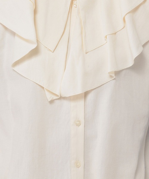 studio CLIP(スタディオクリップ)の「エアリーフリルブラウス(シャツ/ブラウス・レディース・アイボリー/ライトブルー/チャコール・FREE)」の4枚目の写真