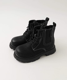 マウンテンブーツ