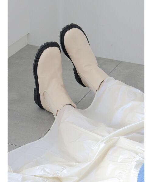 ehka sopo（エヘカソポ）の「サイドゴアブーツ（ブーツ・レディース・ブラック/キナリ・L/M）」の9枚目の写真