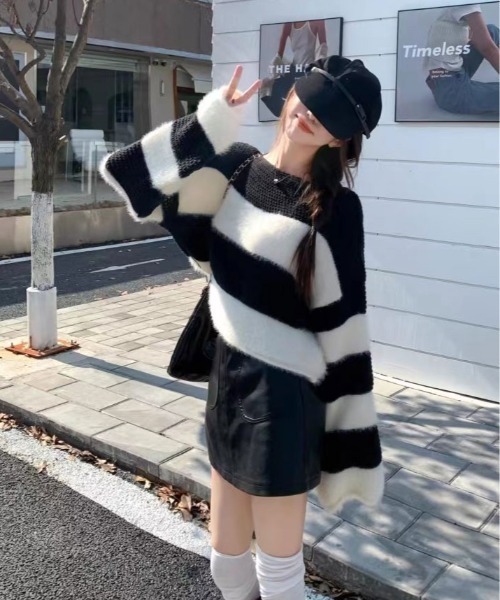 kirakiraShop(キラキラショップ)の「ラウンドネック ニット ファー ドッキング トップス(ニット/セーター・レディース・ブラック/ブラウン・FREE)」の13枚目の写真