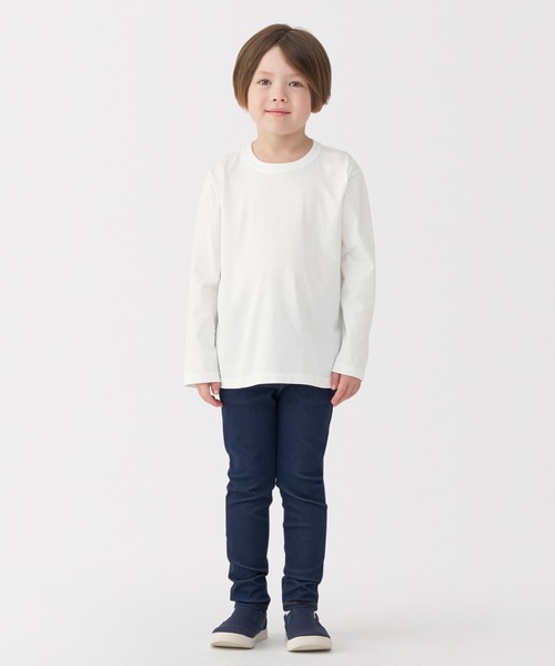 無印良品（ムジルシリョウヒン）の「キッズ　天竺編みクルーネック長袖Ｔシャツ　無地（Tシャツ/カットソー・キッズ・サックスブルー/ブラック/ライトグリーン/ライトオレンジ系/オフホワイト・140/130/120）」の9枚目の写真