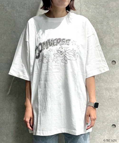 Tom&Jerry(トムアンドジェリー)の「【公式】トムとジェリー CONVERSE BIG Tシャツ(Tシャツ/カットソー・メンズ・ブラック/オフホワイト・L/M)」の1枚目の写真