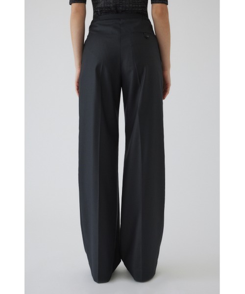 RIM.ARK（リムアーク）の「Two tuck straight PT ツ―タックストレートパンツ（スラックス・レディース・チャコールグレー/ライトベージュ/ブラック・36/38）」の22枚目の写真