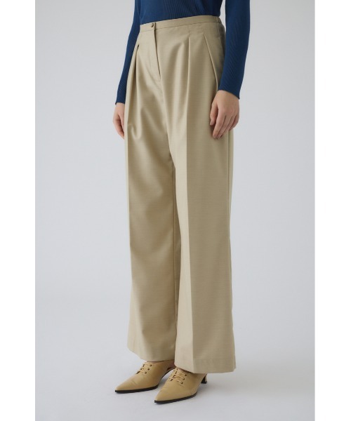 RIM.ARK（リムアーク）の「Two tuck straight PT ツ―タックストレートパンツ（スラックス・レディース・チャコールグレー/ライトベージュ/ブラック・36/38）」の4枚目の写真