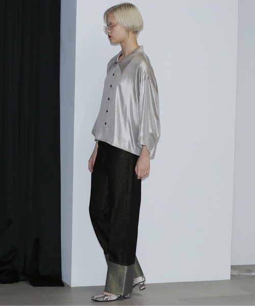 ROSE BUD(ローズバッド)の「(mici)シャイニーオーバーシャツ(シャツ/ブラウス・レディース・シルバー/ブラウン・ONE SIZE)」の10枚目の写真