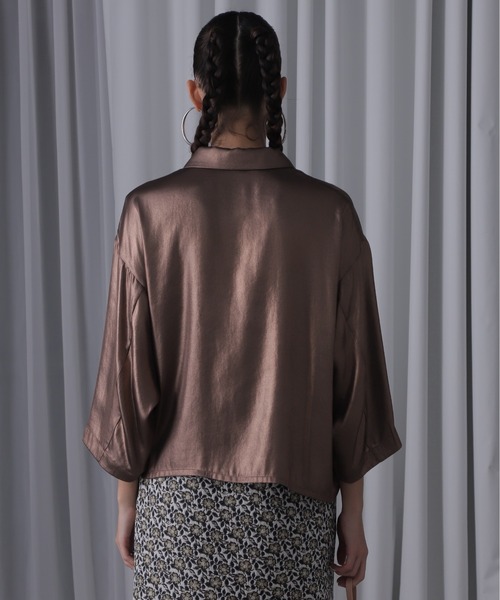 ROSE BUD(ローズバッド)の「(mici)シャイニーオーバーシャツ(シャツ/ブラウス・レディース・シルバー/ブラウン・ONE SIZE)」の8枚目の写真