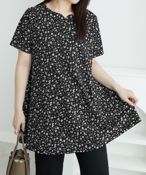 alotta(アロッタ)の「ロングフレアーTシャツチュニック(チュニック・レディース・ブラック/ロイヤルブルー/ネイビー/ピンク/ブラック系その他/モカ/ネイビー系・4L/3L/5L/LL/L/M)」の2枚目の写真