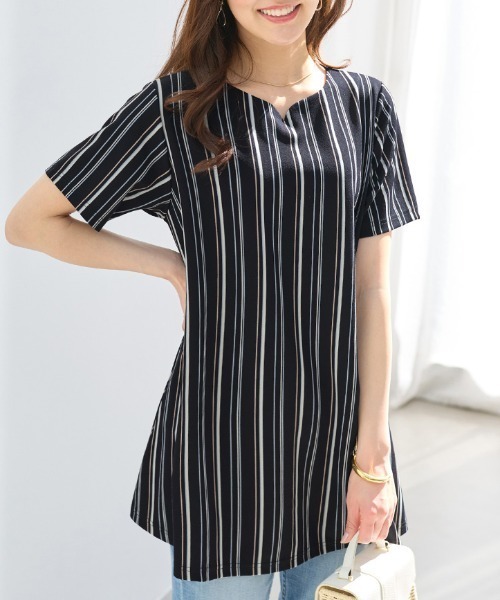alotta(アロッタ)の「ロングフレアーTシャツチュニック(チュニック・レディース・ブラック/ロイヤルブルー/ネイビー/ピンク/ブラック系その他/モカ/ネイビー系・4L/3L/5L/LL/L/M)」の15枚目の写真