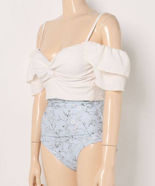 軽い着け心地でしっかり盛れる【楽盛り水着】 ショルダーフリル 7S 9M