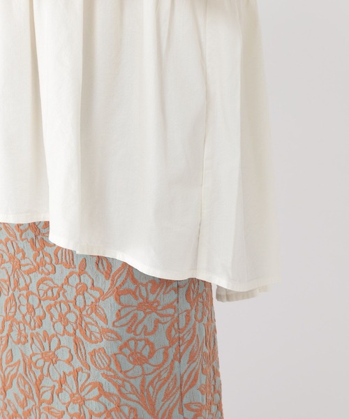 studio CLIP(スタディオクリップ)の「リブモック切り替えフレアブラウス(シャツ/ブラウス・レディース・オフホワイト/オリーブ/ライトグレー・FREE)」の22枚目の写真