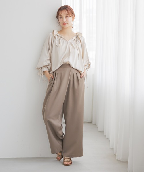 mysty woman（ミスティウーマン）の「ダブルリボンサテンミュール  323424（サンダル・レディース・ブラック/モカ・LARGE/MEDIUM）」の8枚目の写真