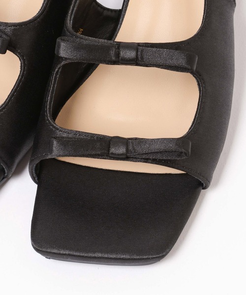 mysty woman（ミスティウーマン）の「ダブルリボンサテンミュール  323424（サンダル・レディース・ブラック/モカ・LARGE/MEDIUM）」の16枚目の写真
