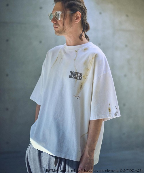 ADAM PATEK（アダムパテック）の「ADAMPATEK/<THE JOKER> comic T/ジョーカーコラボコミックプリントT（Tシャツ/カットソー・メンズ・ホワイト・2/1）」の4枚目の写真