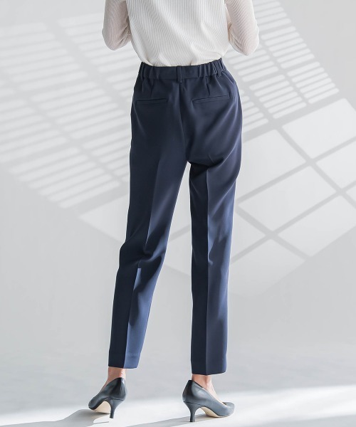 la.f…（ラエフ）の「ダブルクロステーパードパンツ≪洗濯機で洗える≫（スラックス・レディース・ネイビー/ベージュ・11号/9号/7号）」の11枚目の写真