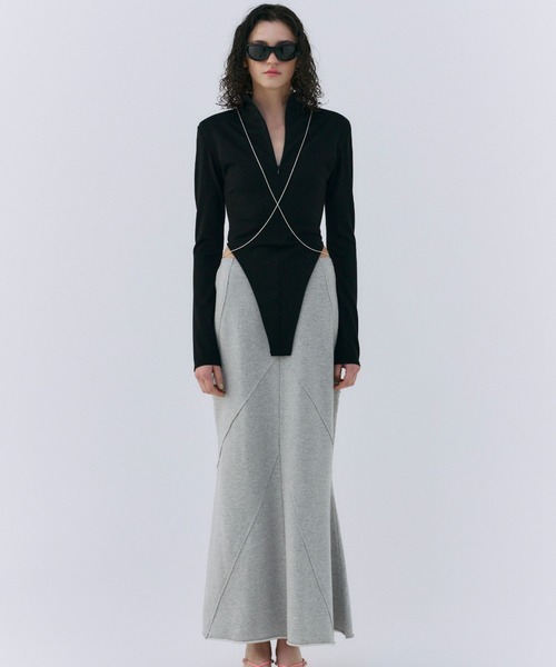 JOSE MOON（ジョゼムーン）の「SEAM SLIM ZIP TOP/シームスリムジップトップ（Tシャツ/カットソー・レディース・ブラック/ホワイト・FREE）」の4枚目の写真