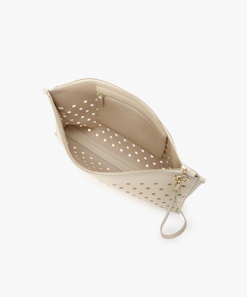 agnes b.(アニエスベー)の「ハンドバッグ YAS08-04(クラッチバッグ・レディース・ベージュ・FREE)」の6枚目の写真