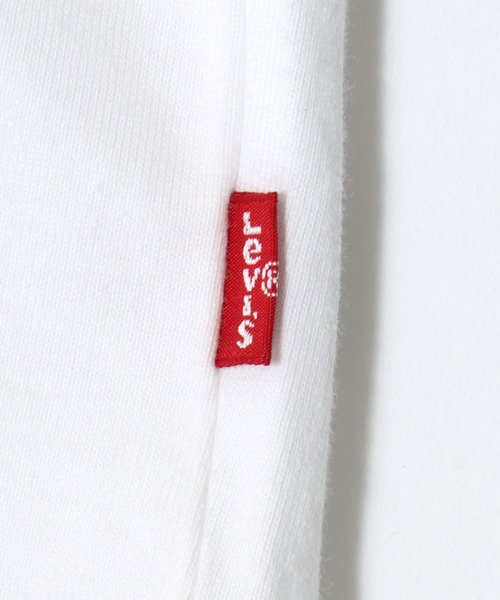 Levi's(リーバイス)の「Levi's/リーバイス SS VINTAGE FIT GRAPHIC TEE/オーバーサイズ ビンテージグラフィック 半袖Tシャツ/レディース メンズ(Tシャツ/カットソー・メンズ・ブラック/ホワイト/ブラック系その他/ホワイト系その他・M/L/XL)」の16枚目の写真