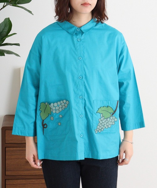 Emago（イマゴ）の「EMAGO ぶどう刺繍シャツ（シャツ/ブラウス・レディース・ブルー/ホワイト/ブラック・FREE）」の16枚目の写真