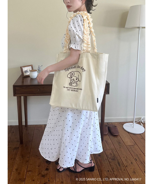 MIIA（ミーア）の「マイメロディ フリルトートバッグ（トートバッグ・レディース・ベージュ・FREE）」の4枚目の写真