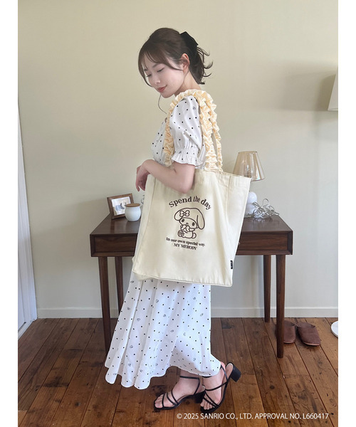 MIIA（ミーア）の「マイメロディ フリルトートバッグ（トートバッグ・レディース・ベージュ・FREE）」の6枚目の写真